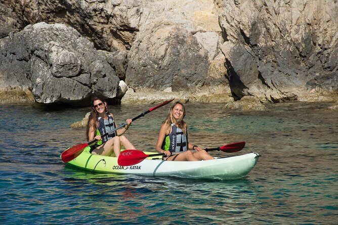 Kayak Tour to Malgrat's Islands from Santa Ponsa - A Deep Dive into the Kayak Experience