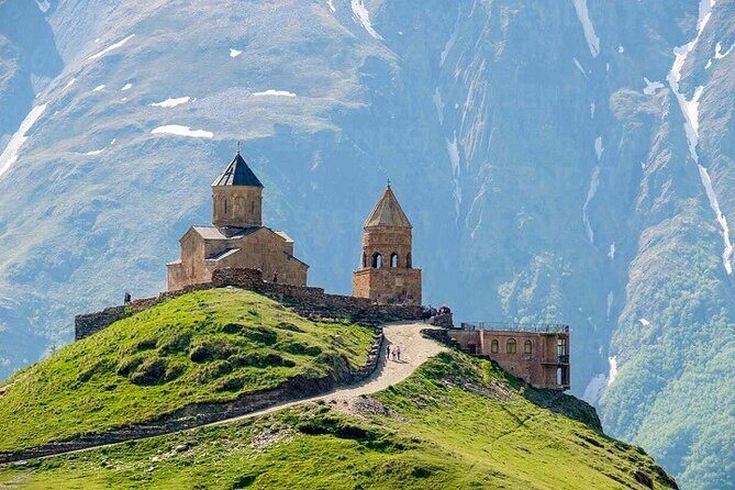 Kazbegi Amazing Tour - Key Points
