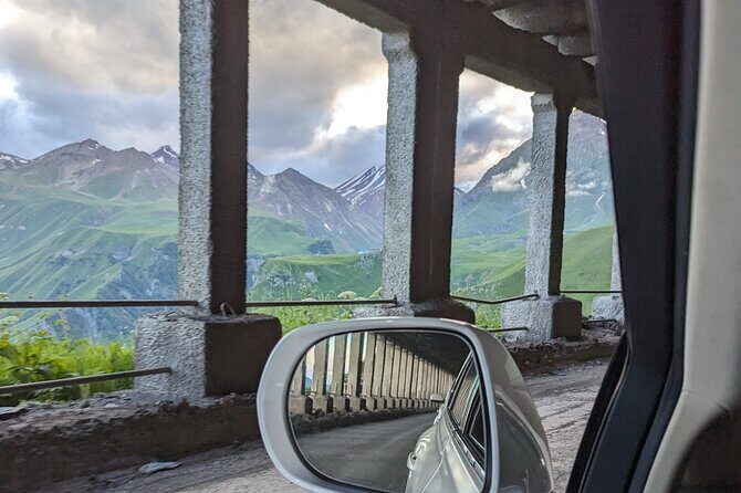 Kazbegi full day private tour + LUNCH - Who Should Consider This Tour?