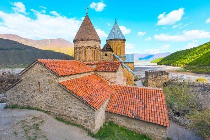 Kazbegi Full-Day Private Tour with Scenic Stops from Tbilisi - Who Is This Tour Best For?