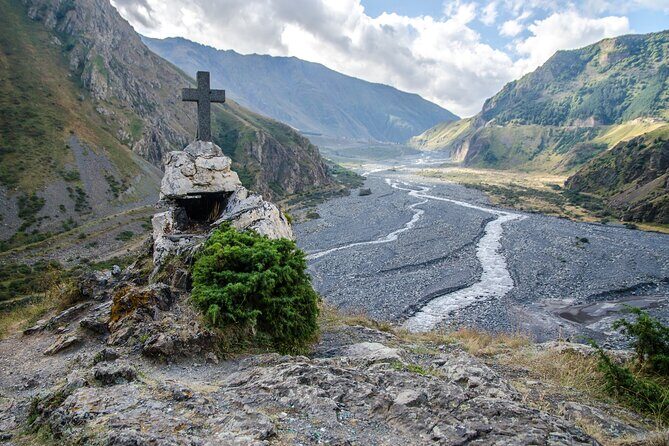Kazbegi - Half Day Private Tour to Dariali Gorge & Waterfalls - Practical Aspects of the Tour