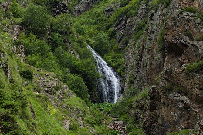 Kazbegi - Half Day Private Tour to Dariali Gorge & Waterfalls - FAQs