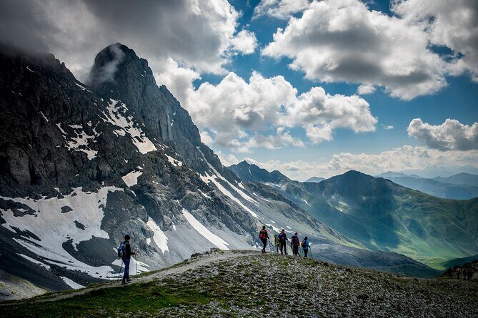 Kazbegi - One Day Trekking Private Tour to Chaukhi Pass 3341 m - The Full Experience: What to Expect on the Trek to Chaukhi Pass