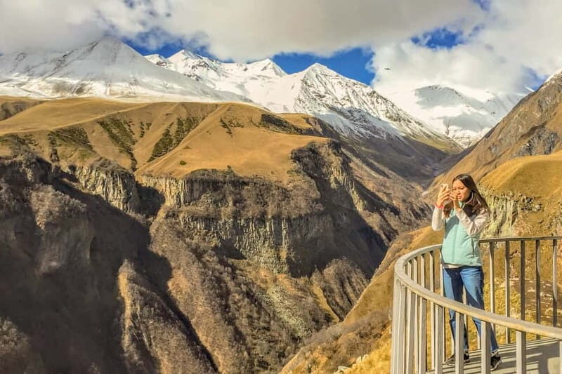 Kazbegi, Stepantsminda, and Gudauri Tour - What Makes This Tour Stand Out?