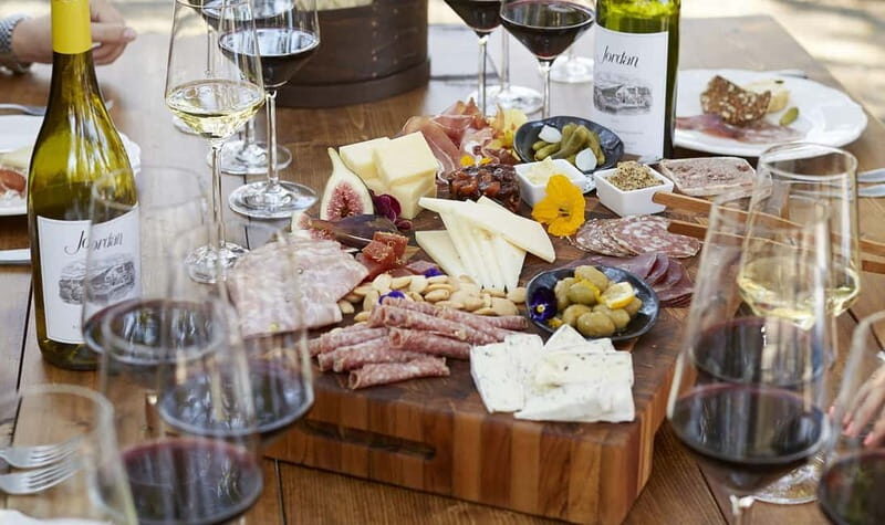 Kefalonia: Argostoli Walking Tour with Wine Tasting - Key Points