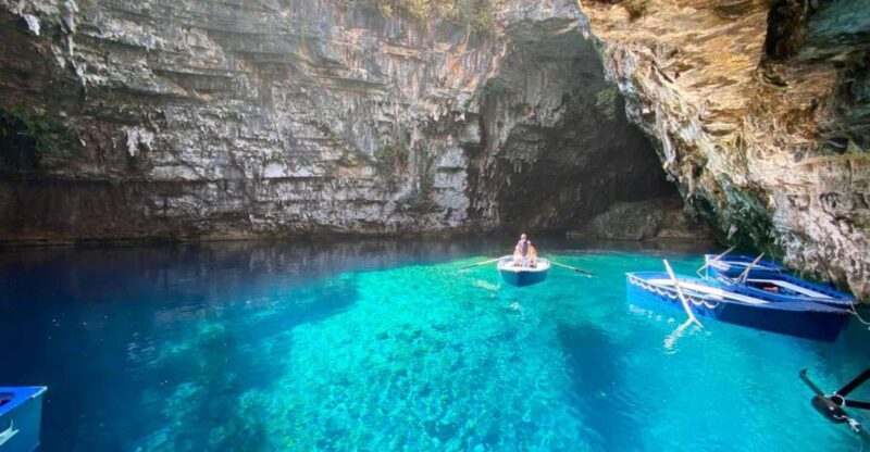 Kefalonia:Melissani Lake,Drogarati Cave & Antisamos Day Trip - Who Will Love This Tour?