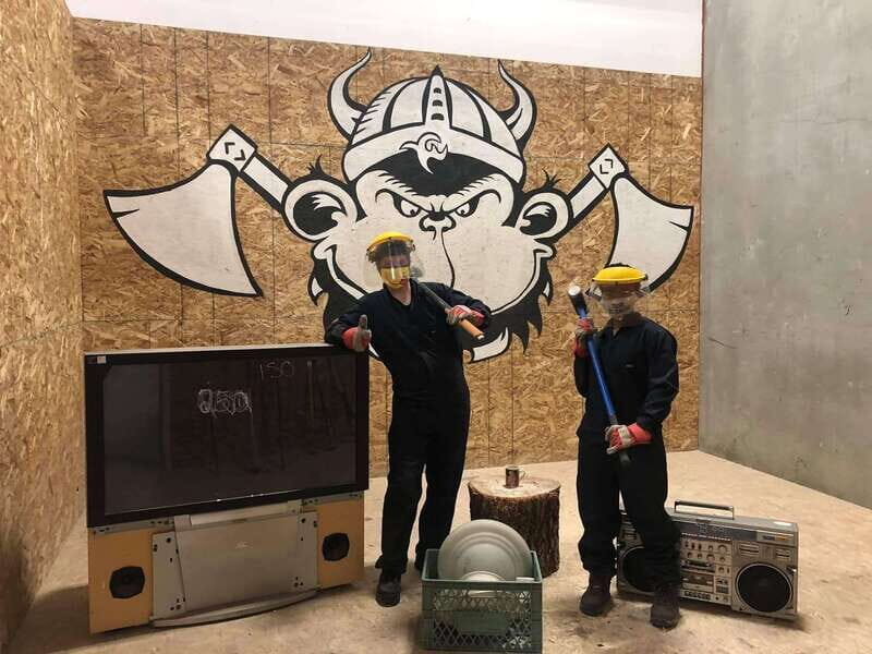 Kelowna: E-Bike Ride and Axe Throwing Adventure - The Itinerary Breakdown