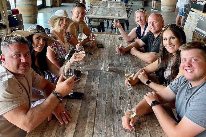 Kelowna Mystery Full Day Guided Wine Tour With 5 Wineries - An In-Depth Look at the Experience