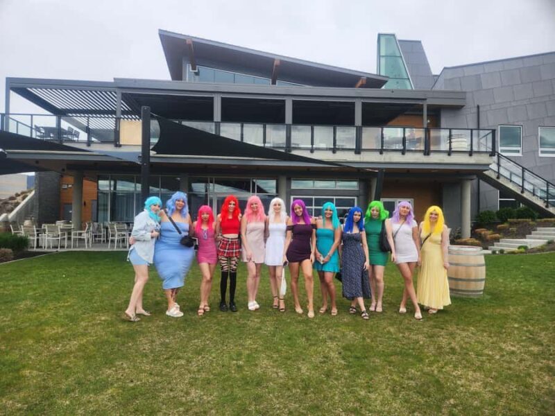 Kelowna: Private Or Public West Kelowna Wine Tours - Setting the Scene: What to Expect on a Kelowna Wine Tour