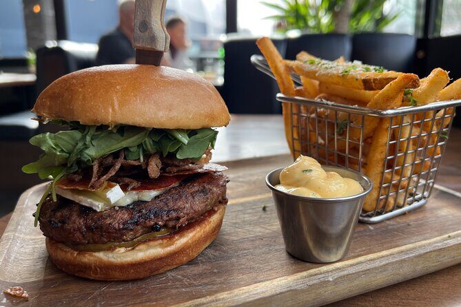 Kelowna Top 5 Food Tour with Drinks - Who Will Love This Tour?