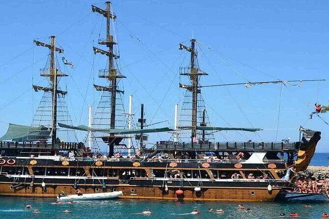 Kemer Pirate Boat Trip with transfer from Belek - The Sum Up