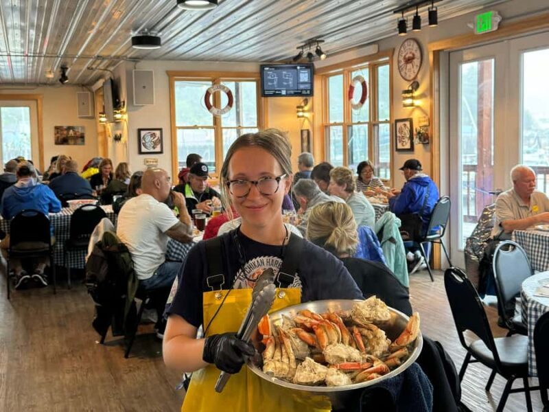 Ketchikan: Alaskan Crab Feast - A Closer Look at the Experience