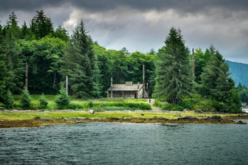 Ketchikan: Lighthouse, Totems & Eagles Excursion - Key Points