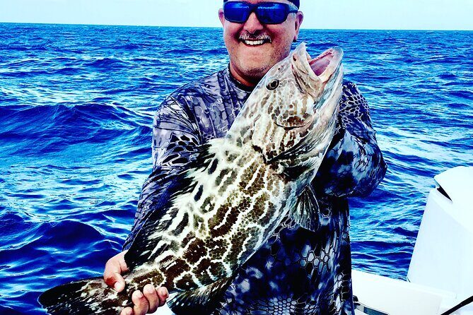 Key West Inshore and Offshore Fishing 34 Ft Contender - A Close Look at the Key West Inshore and Offshore Fishing Tour