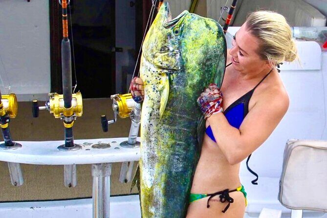 Key West Private Fishing Charters- 4 HRS 36 FT HATTERAS COWBOY - The Experience in Detail