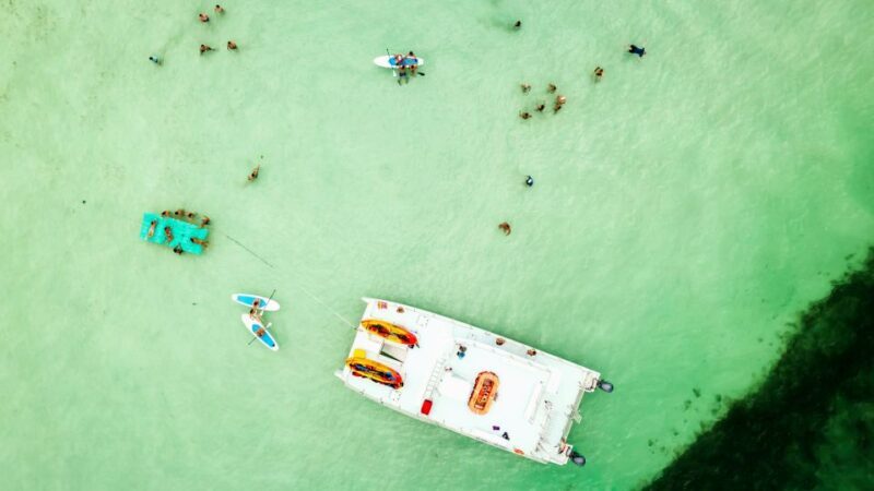 Key West: Sandbar Excursion & Kayak Tour with Lunch & Drinks - Lunch and Unlimited Drinks