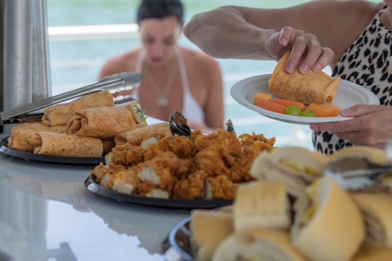 Key West: Sandbar Excursion & Kayak Tour with Lunch & Drinks - Return Journey