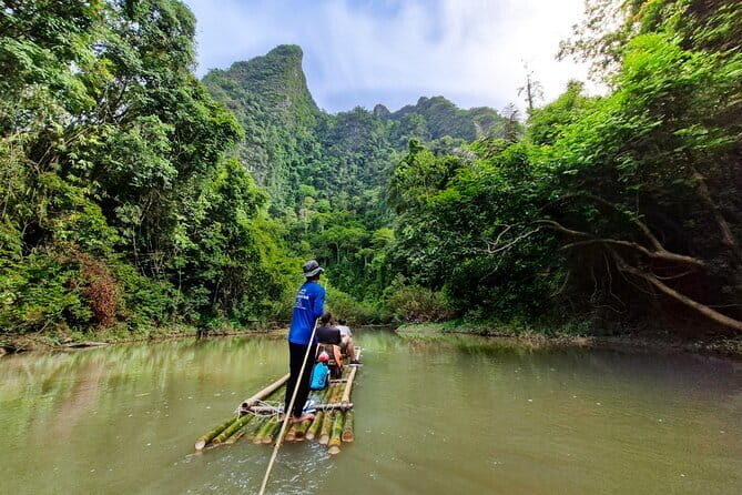 KHAO LAK Arrival Airport Transfer (Phuket Airport to Khao-Lak) - Who Should Consider This Transfer?