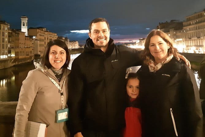 Kid-Friendly Florence Tour by Night with Gelato & Pizza - Exploring Florence at Night: An Enchanting Perspective