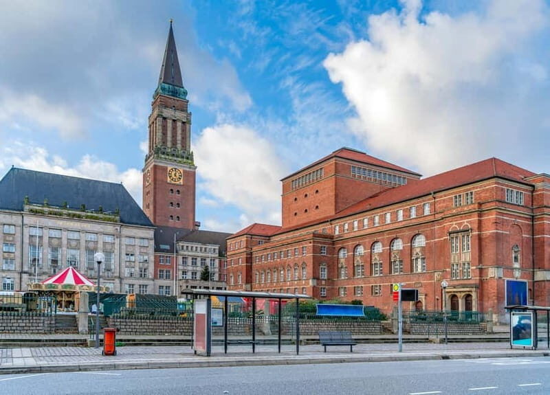 Kiel: 2-hour Best Intro Walking Tour with a Local - The Sum Up