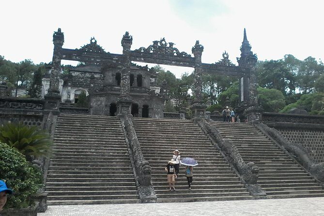 King Palace, royal tombs, pottery museum, dragon boat, local food - A Complete Look at Hue’s Must-See Sights and Experiences
