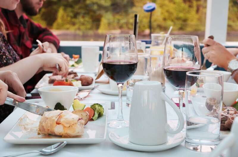 Kingston: Sunset Dinner Cruise - FAQ