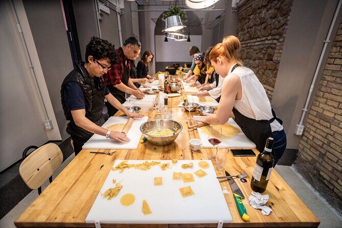Kitchen of Mamma: Pasta Cooking Class with market visit in Rome - Analyzing the Value