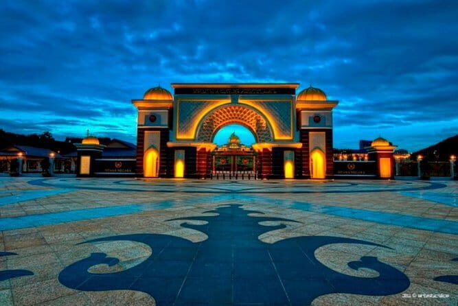 KL City & Country Side Full Day Experience - Who is This Tour Best For?