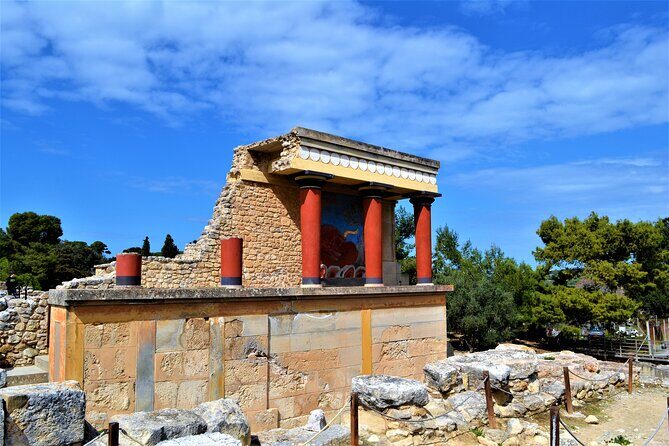 Knossos & Archaeological Museum Shared Guided Tour from Chania - The Itinerary in Detail: What to Expect