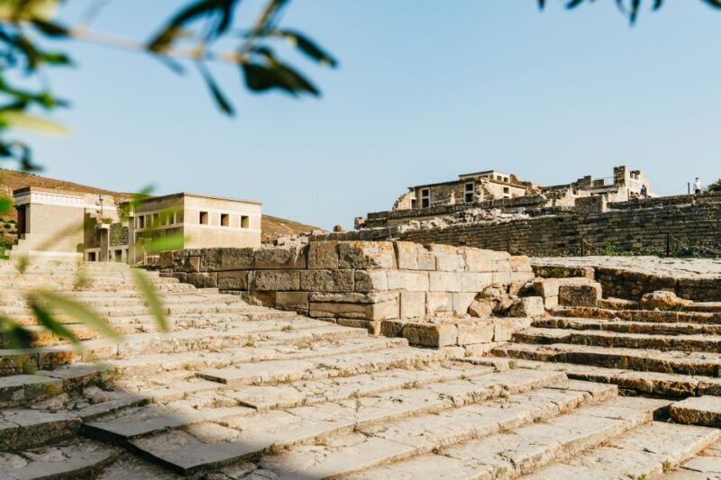Knossos: Knossos Palace Skip-the-Line Guided Walking Tour - The Guided Tour of Knossos