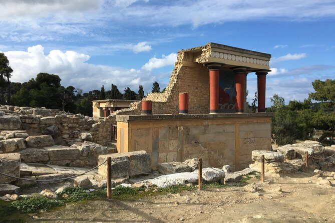 Knossos Palace Guided Walking Tour - Who Would Love This Tour?