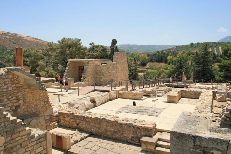 Knossos Palace & Heraklion Full-Day Tour from Chania Area - An In-Depth Look at What Youll Experience
