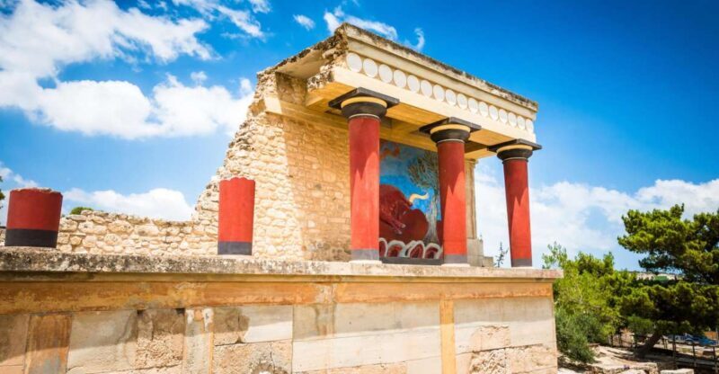 Knossos Palace & Heraklion Full-Day Tour from Rethymno Areas - The Journey: Scenic Drive Along Crete’s North Coast