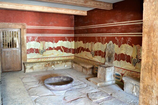 Knossos Palace, Museum & Rethymno city Private Tour from Chania - Authentic Insights from Reviewers