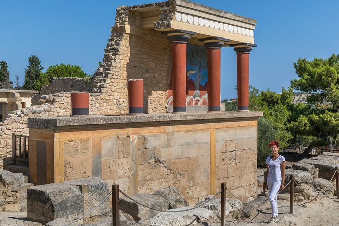KNOSSOS PALACE private tour ( with Transfer from Heraklion Prefecture ) - Why This Tour Offers Value
