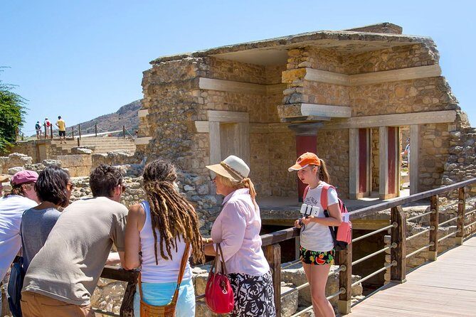 Knossos Palace: Self-Guided Audio Tour on your Phone (without ticket) - The Experience in Practice