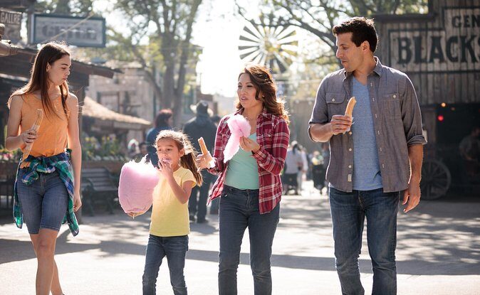 Knott's Berry Farm Tickets with Hotel Transfers from Anaheim - FAQ