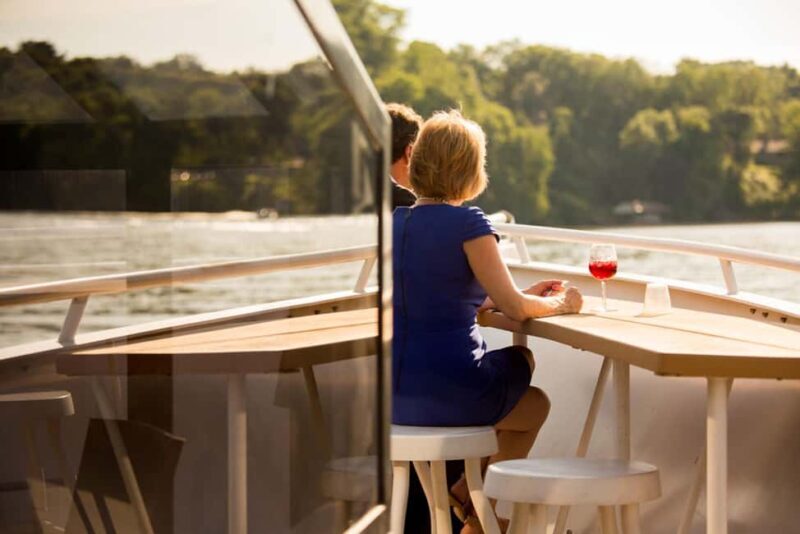 Knoxville: Sunset Sightseeing Cruise on Tennessee River - Value and Practical Details