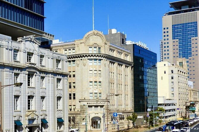 Kobe Trip from Osaka with Garden Walk Wagyu Lunch and Sake Tour - Who Will Love This Tour?