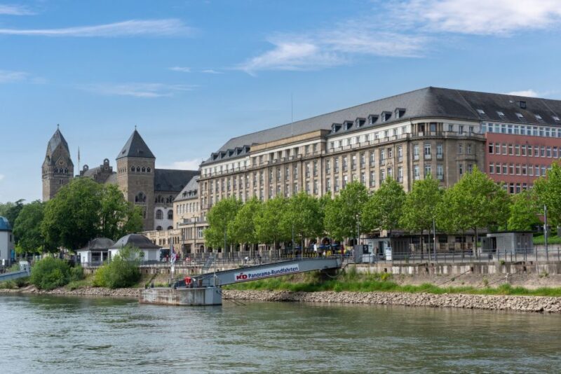 Koblenz: Old Town Sightseeing Cruise along the Rhine - The Cruise Experience: What to Expect