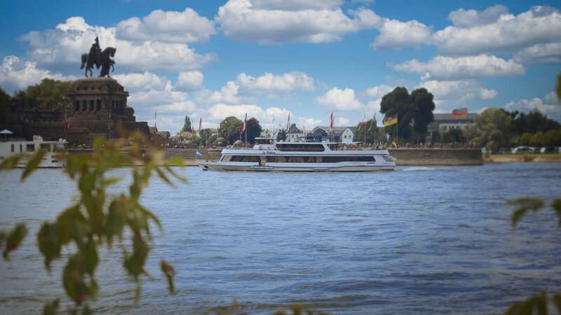 Koblenz:Rhine Valley boat tour along the castles and palaces - Accessibility and Practicalities