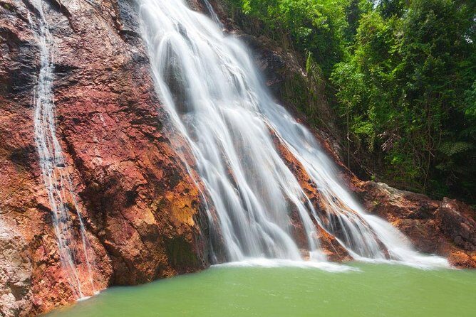 Koh Samui Island Half-Day Private Tour by Luxury Vehicle - Who Should Consider This Tour?