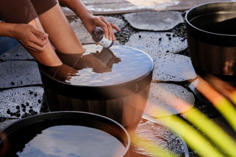 Kona Salt Farm: Deep Ocean Cold Water Mineral Foot Soak - An Authentic and Refreshing Experience
