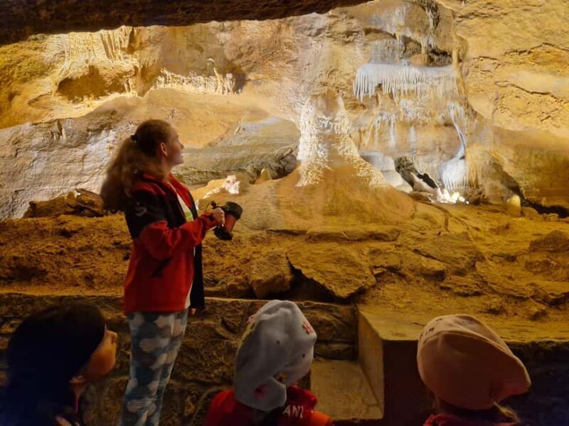 Konprusy Caves, Karltejn Castle & Czech Grand Canyon - FAQ