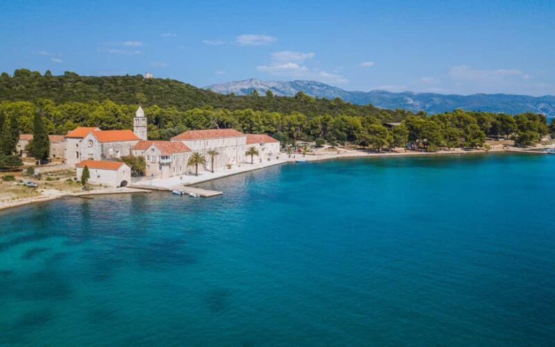 Korcula Lux Islands Picnic Boat Tour - Korcula Lux Islands Picnic Boat Tour: A Luxurious Day on the Dalmatian Waters