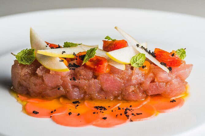 Korcula walking tour and dinner for Food Lovers - Who Is This Tour Best For?