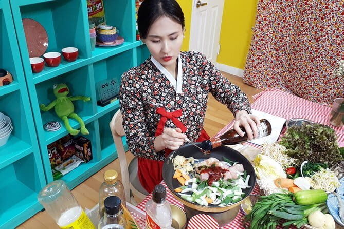 Korea Cooking Class with 3 stars Michelin Chef & Content creators - FAQs