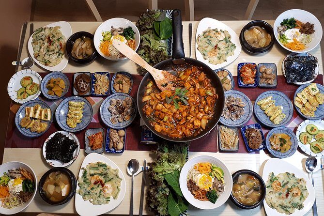Korean Cooking Class with Full-Course Meal & Local Market Tour in Seoul - Key Points