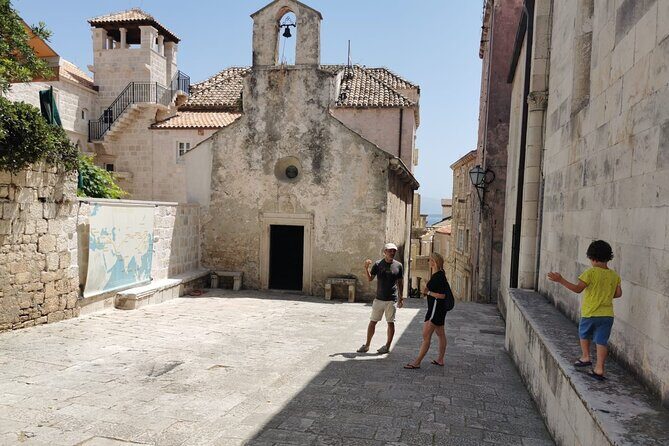 Korula for Art and History Lovers Private Walking Tour - An Authentic Dive into Korculas Art and Heritage