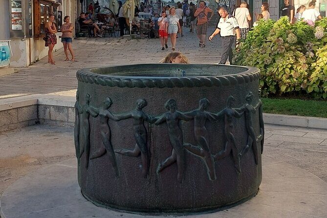 Korula for Art and History Lovers Private Walking Tour - Value and Pricing